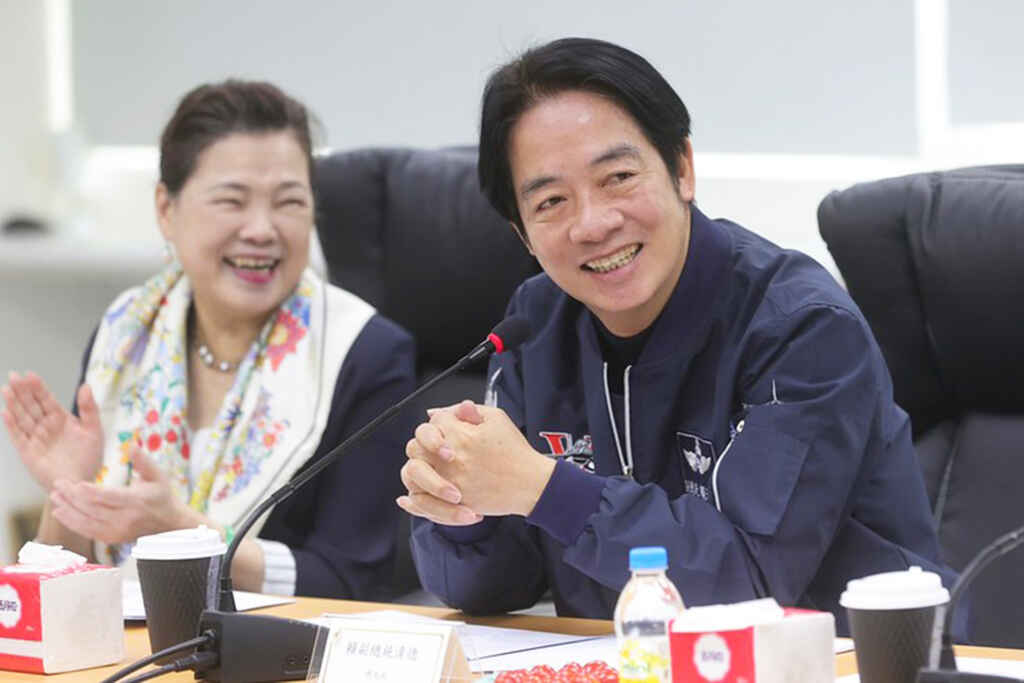 ▲賴清德期盼未來,政府與業界一起努力,大家攜手合作,讓臺灣的無人機產業發展越來越好。(記者張玉泰攝)
