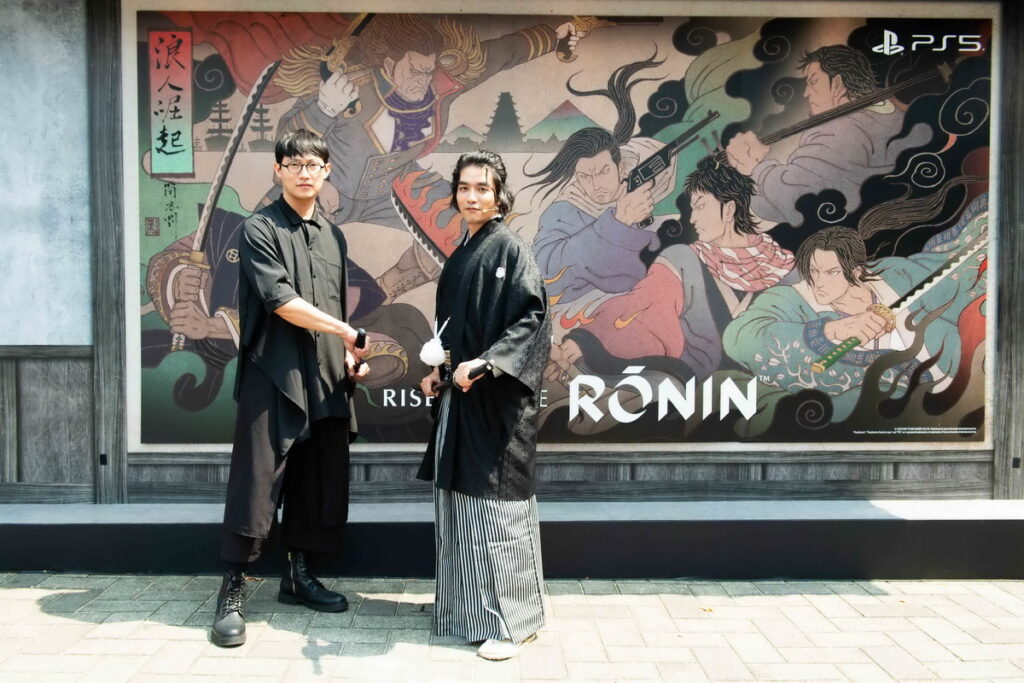 藝術創作家簡志剛與知名創作者RJ 張廉傑一同為《浪人崛起》上市慶祝活動揭幕