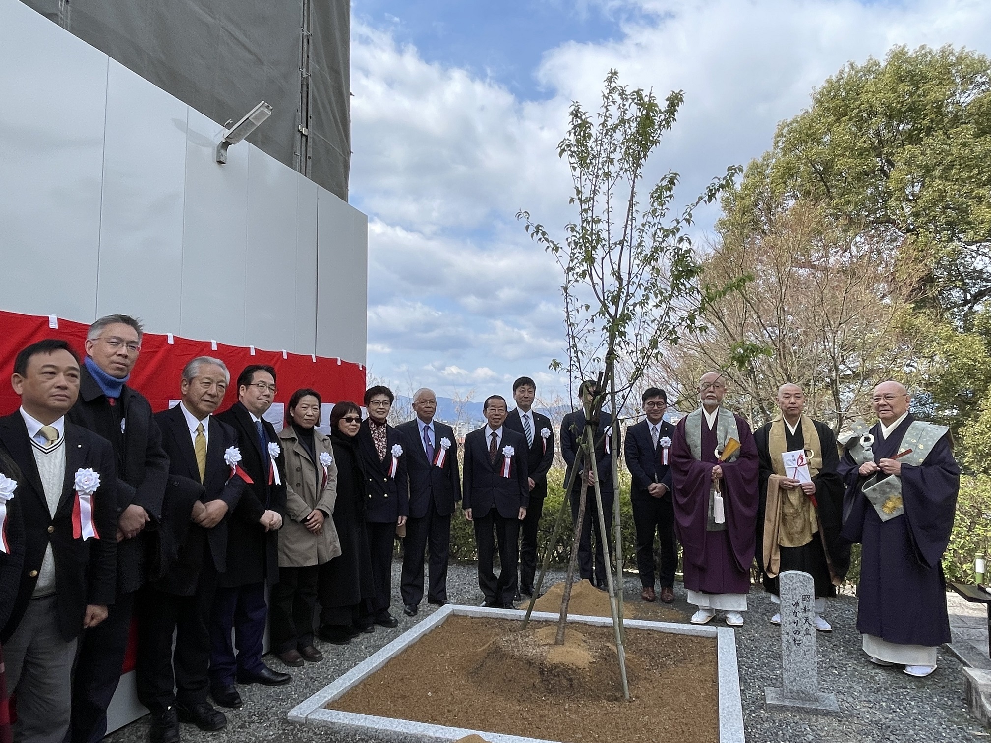 高台寺臺灣櫻植樹暨紀念碑揭幕活動 促進京都臺南城市交流如櫻花般盛開