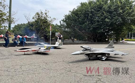 吳鳳科大歡慶校慶 無人機展演成焦點