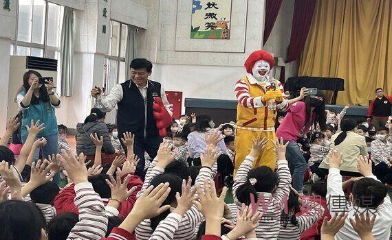 預防腸病毒!中市衛生局攜手麥當勞叔叔之家慈善基金會宣導洗手知識