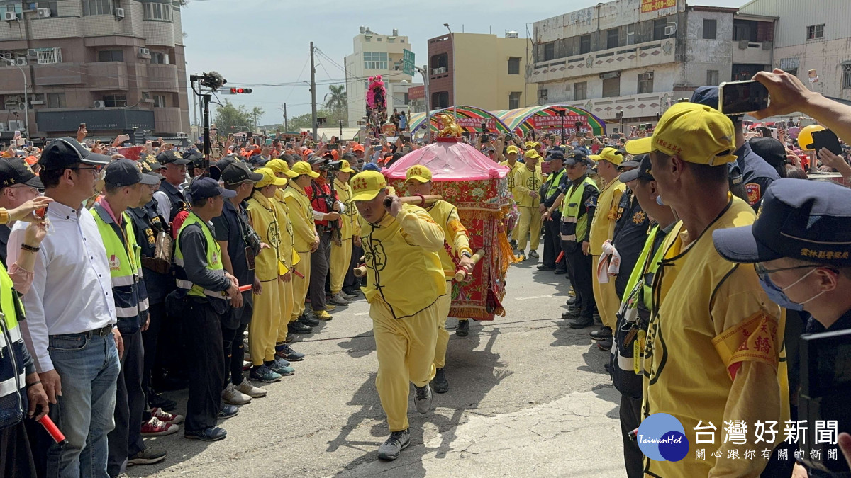 白沙屯媽祖鑾轎今(23)日抵達北港鎮朝天宮/林詩涵翻攝
