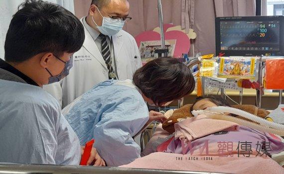 秀傳醫院:奇蹟甦醒的姊姊將進行幹細胞植入手術
