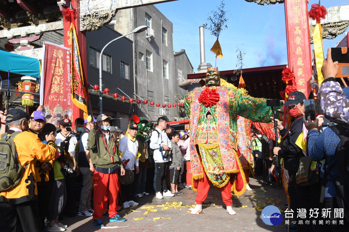 彰化南瑤宮笨港進香起駕,開基三媽首次出巡。圖/記者鄧富珍攝