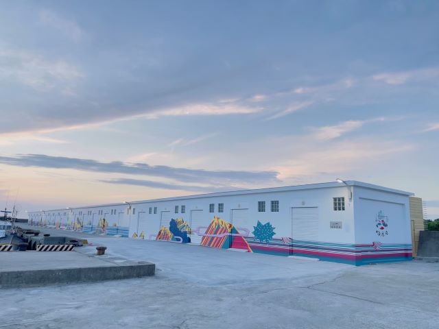 圖11_後厝漁港彩繪漁具倉庫夕照之美.jpg