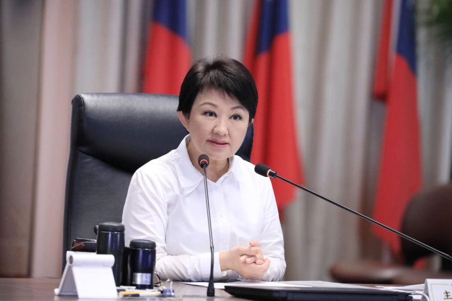 法制局妥善處理多起大型消費爭議 盧秀燕讚李善植大力改革 200 法制局妥善處理多起大型消費爭議 盧秀燕讚李善植大力改革 199