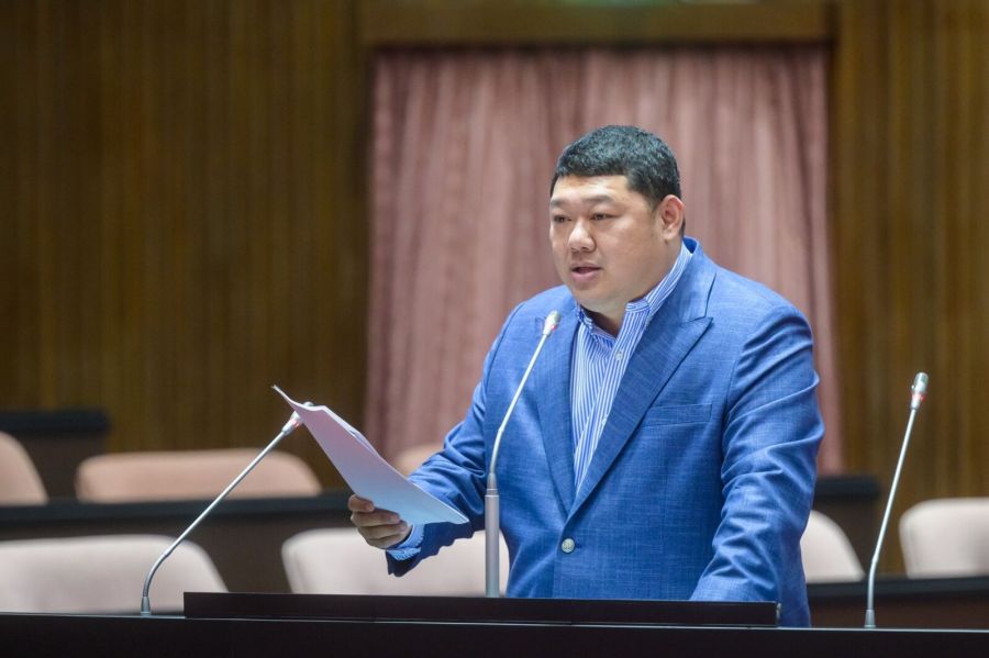 關心電價衝擊醫療院所支出 游顥籲明年最低工資拚過3萬 214 關心電價衝擊醫療院所支出 游顥籲明年最低工資拚過3萬 213