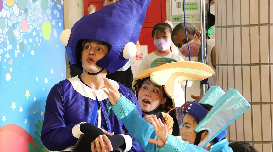 頭份市歡慶113年兒童節       3/30蘋果劇團「油桐花星球歷險記」歡樂登場