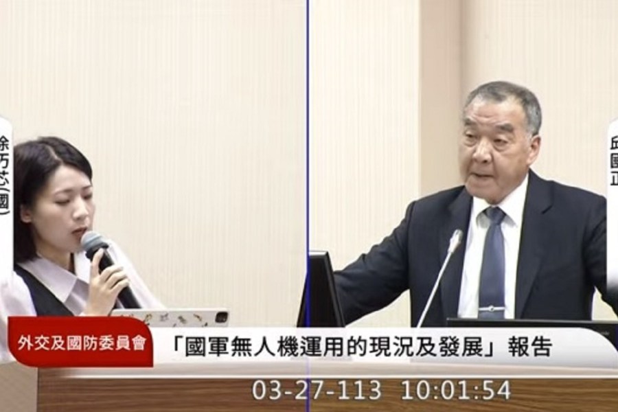 總統府憲兵自戕傳班表造假 邱國正:不推責 該移送就移送 218 總統府憲兵自戕傳班表造假 邱國正:不推責 該移送就移送 217