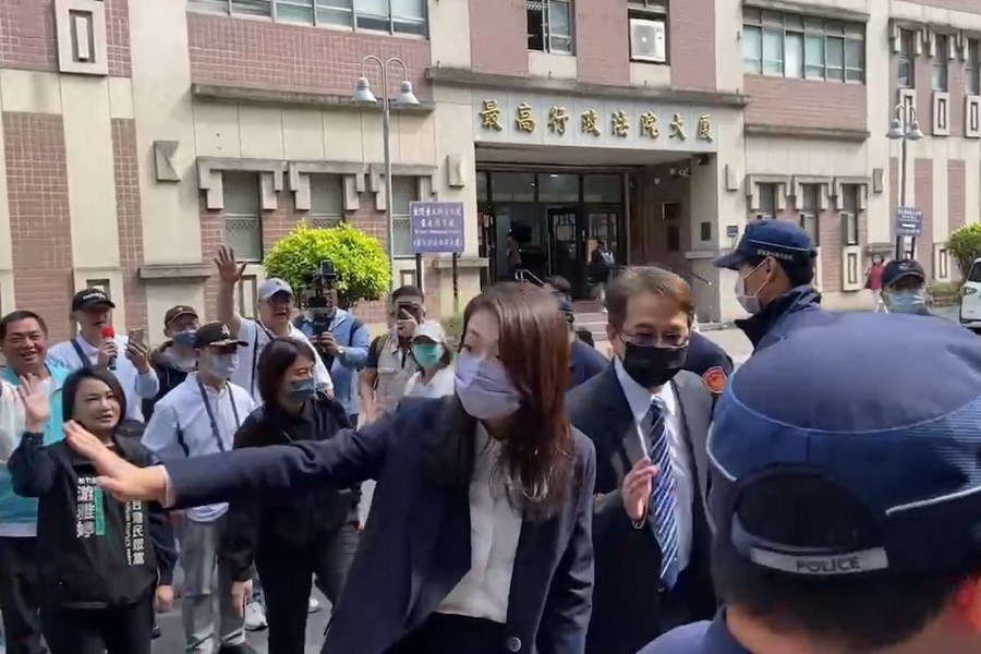 黃惠玟:高虹安是看心情發獎金的好人 李俊俋不管錢 222 黃惠玟:高虹安是看心情發獎金的好人 李俊俋不管錢 221
