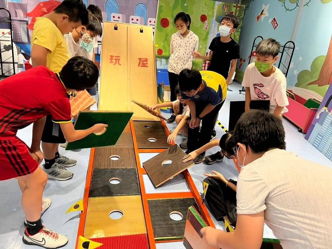 ▲環球科學闖關緊急任務可啟發孩子心智，激發創造力，也培養團隊默契。（記者吳月惠翻攝）