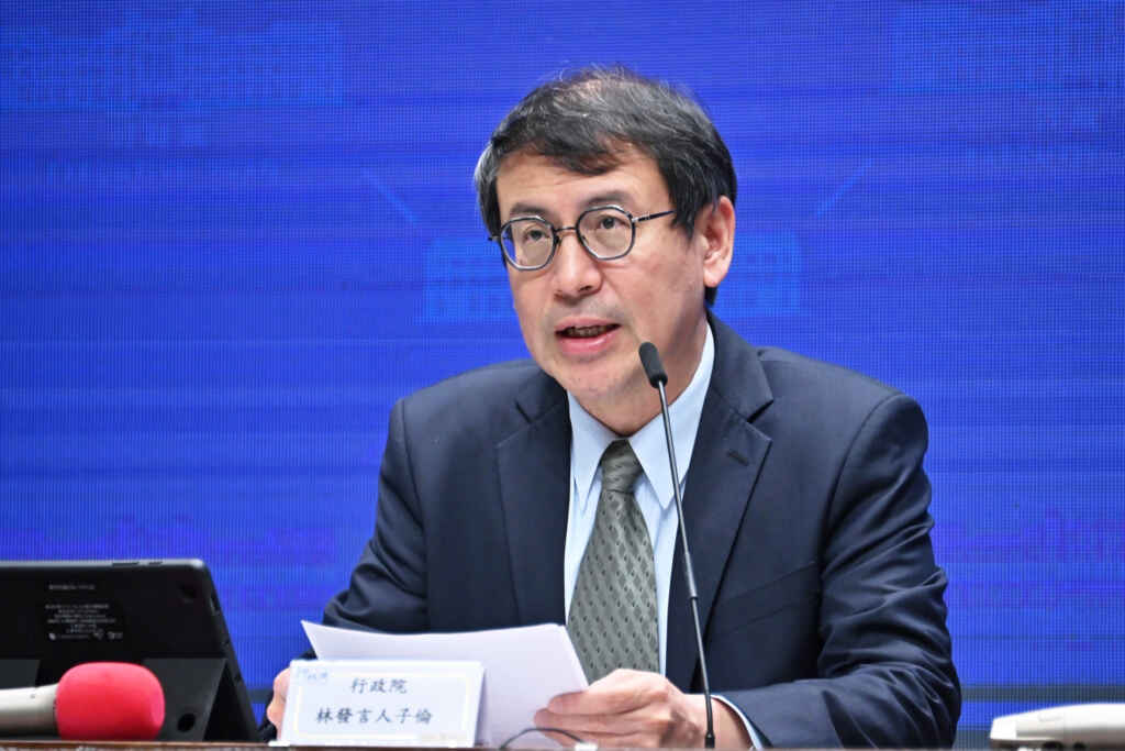 ▲審慎應對氣候變遷帶來的供水挑戰，行政院長陳建仁請各部會提前備齊防旱作業所需人、機、料等資源，強化我國供水穩定及調度韌性。（新傳處提供）