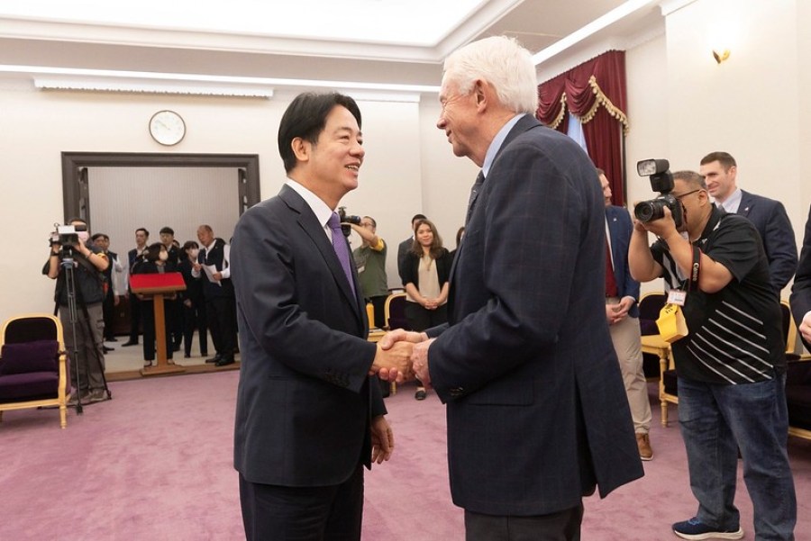 美國柏格曼率跨黨派訪台 賴清德:兩國合作讓印太和平穩定 256 美國柏格曼率跨黨派訪台 賴清德:兩國合作讓印太和平穩定 255
