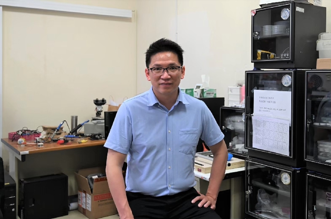 全球前2%頂尖科學家 中正大學機械系張國恩教授榮獲救國團青年獎章