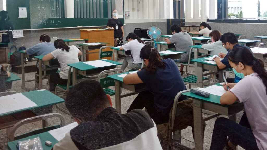 ▲彰化縣113學年度國民小學及公立幼兒園教師聯合甄選,總計開出11類科276名缺額,為歷年來最多。(彰化縣政府提供)