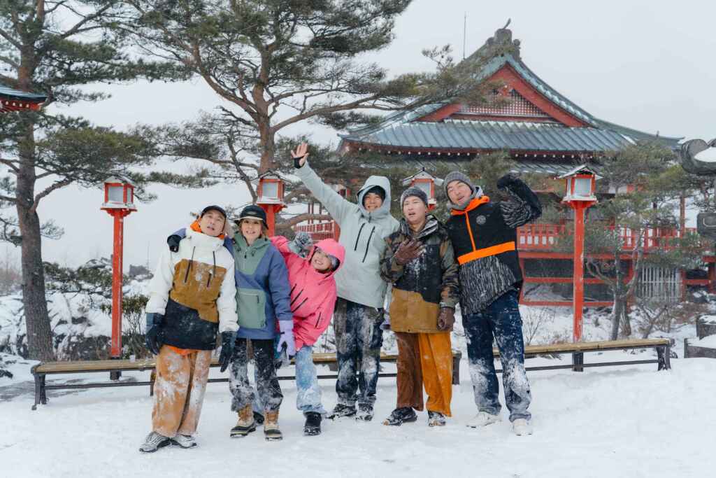 ▲《嗨!營業中》前進日本輕井澤左起浩子、莎莎、吳映潔、姚元浩、張立東、郭泓志(好看娛樂提供)