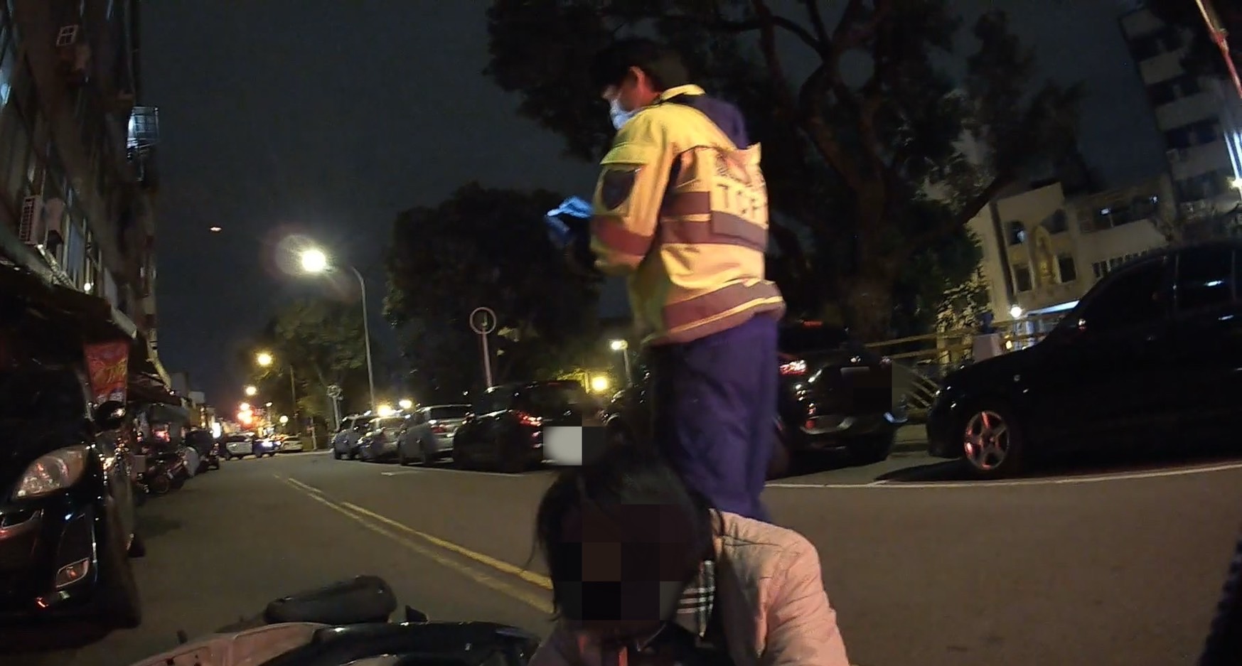 ▲圖說:女子路倒街頭,所長到場關心竟是酒駕,不勝酒力才倒臥現場 (圖/台中市政府提供)