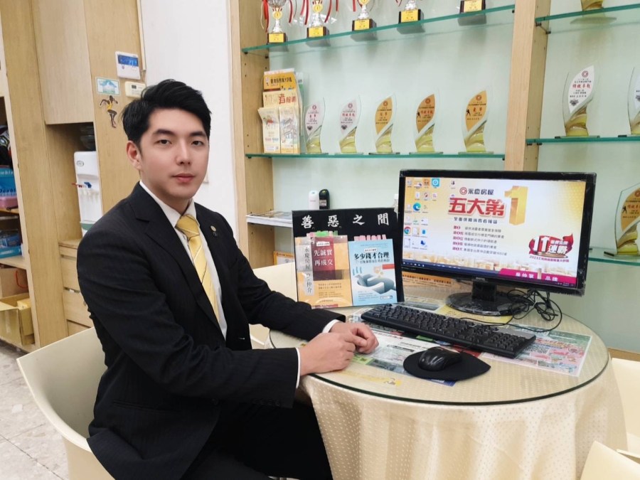 原石也要打磨才發光 永慶房屋陳懷德擁抱好「薪」情 238 原石也要打磨才發光 永慶房屋陳懷德擁抱好「薪」情 237