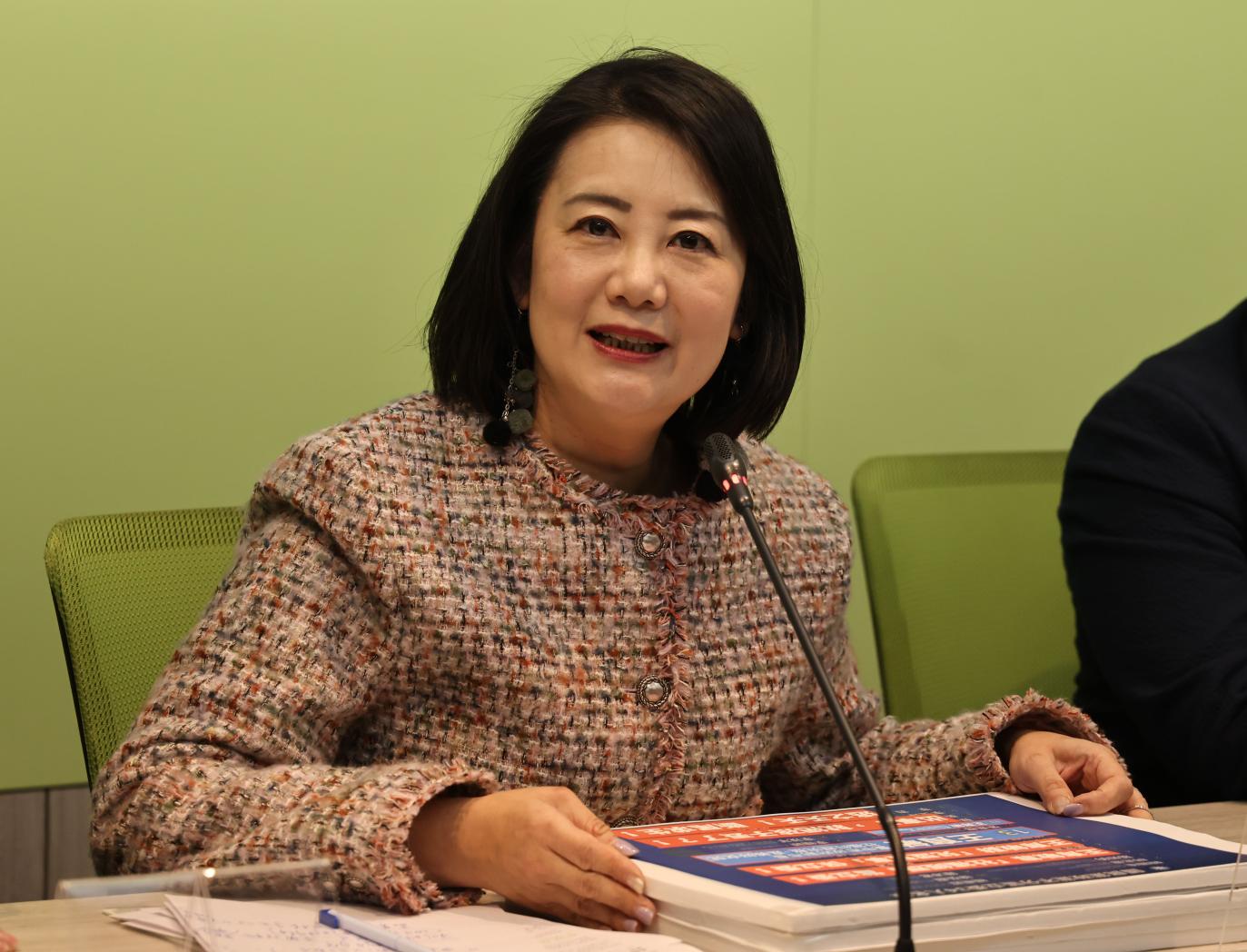 吳思瑤表示,寶林案新北市24日通報中央食藥署,台北市遲至26才通報,是鐵一般的事實。資料照片/林啟弘攝