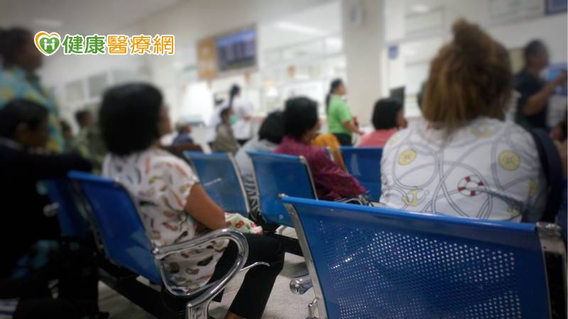 立委提案「政府應管制醫院掛號費」 9醫團共發聲明抗議