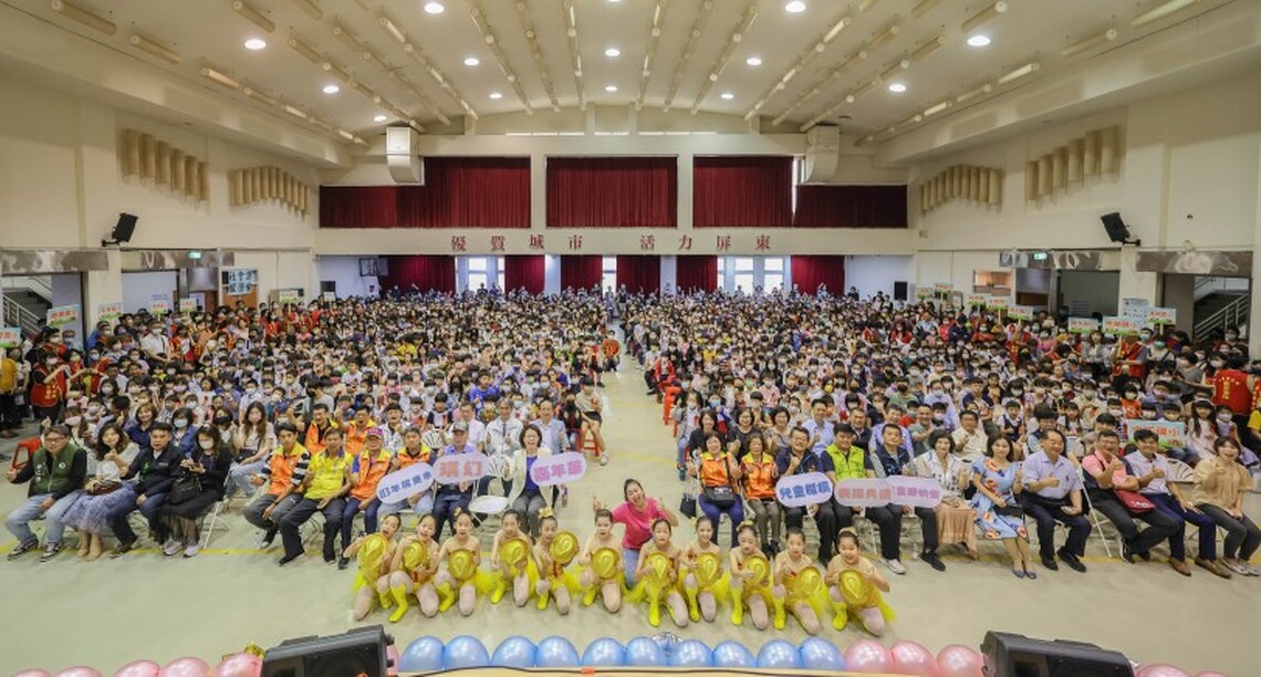屏東市琪幻嘉年華兒童楷模表揚 周佳琪市長祝賀兒童節快樂