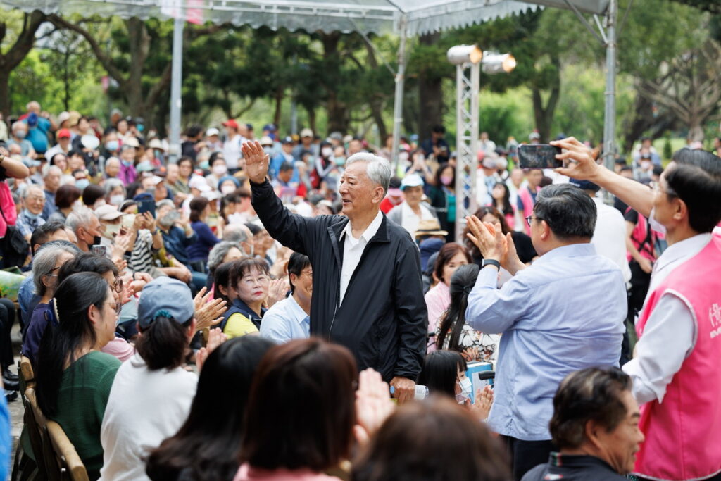 現場特別感謝台北市黃大洲前市長也是開園策劃人當年的堅持與遠見所締造的珍貴貢獻「