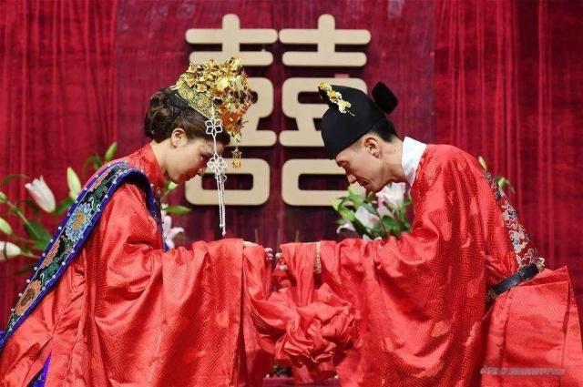 大陸結婚率反彈 蜜月旅行成熱潮