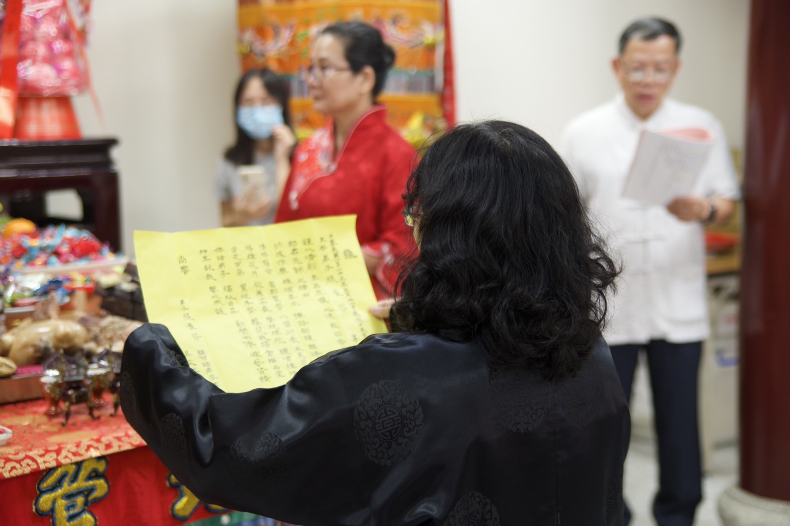 ▲彰化縣文化局舉辦「113年度南管孟府郎君春季祭典」，由彰化縣文化局長張雀芬擔任主祭官。（記者張溎壕攝）