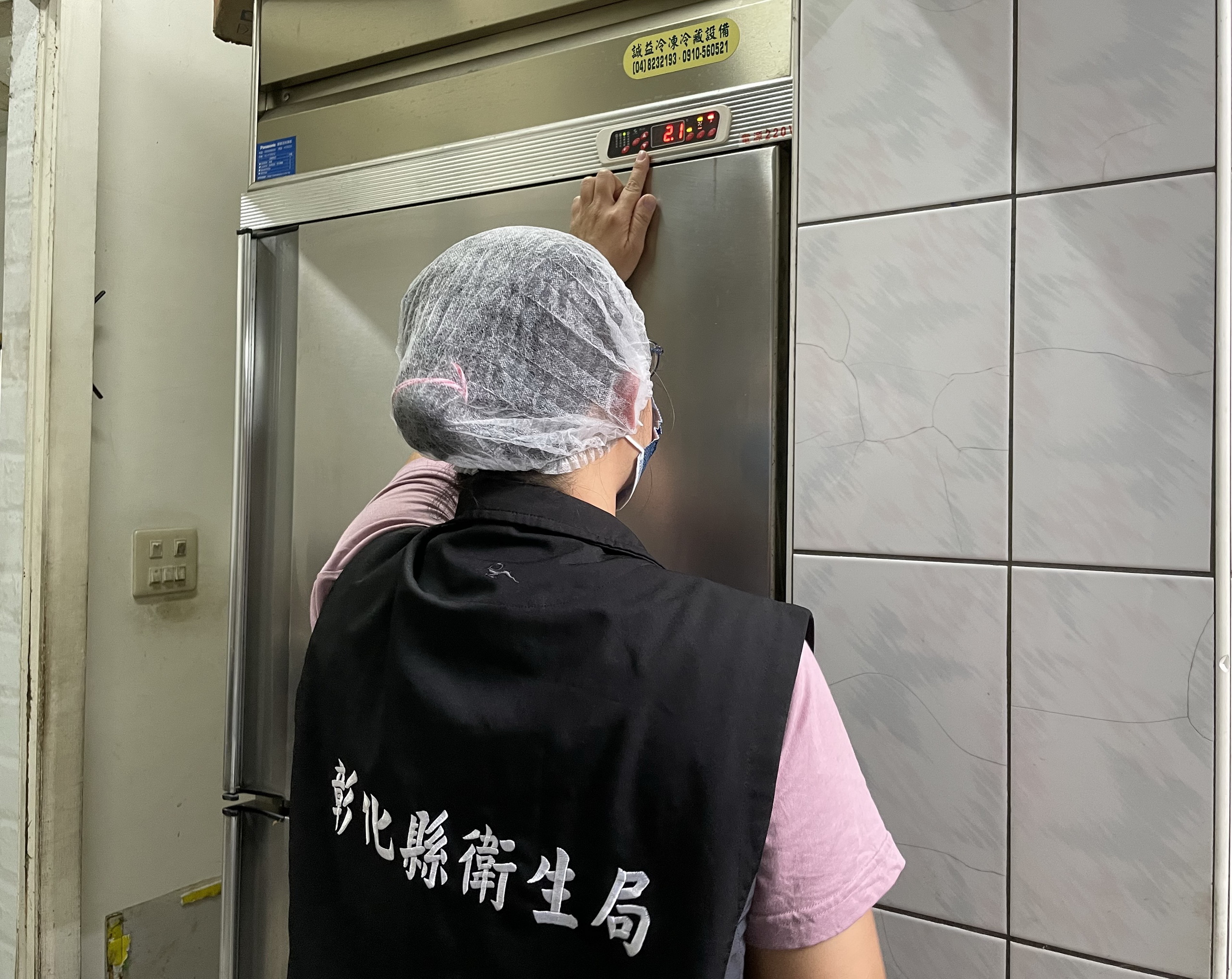 ▲彰化縣衛生局啟動粿仔條製造業及餐飲業加強查核輔導專案，上週共完成查核21家，稽查重點包括原料來源、驗收及倉儲管理。（彰化縣衛生局提供）