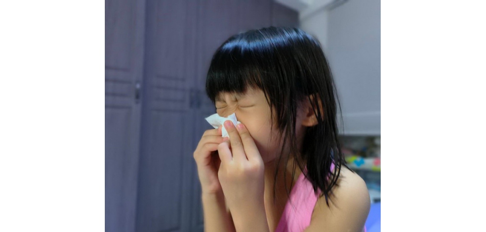 孩子半夜「酷酷掃」爸媽好心疼 醫提過敏三級預防:從媽媽懷孕就要開始