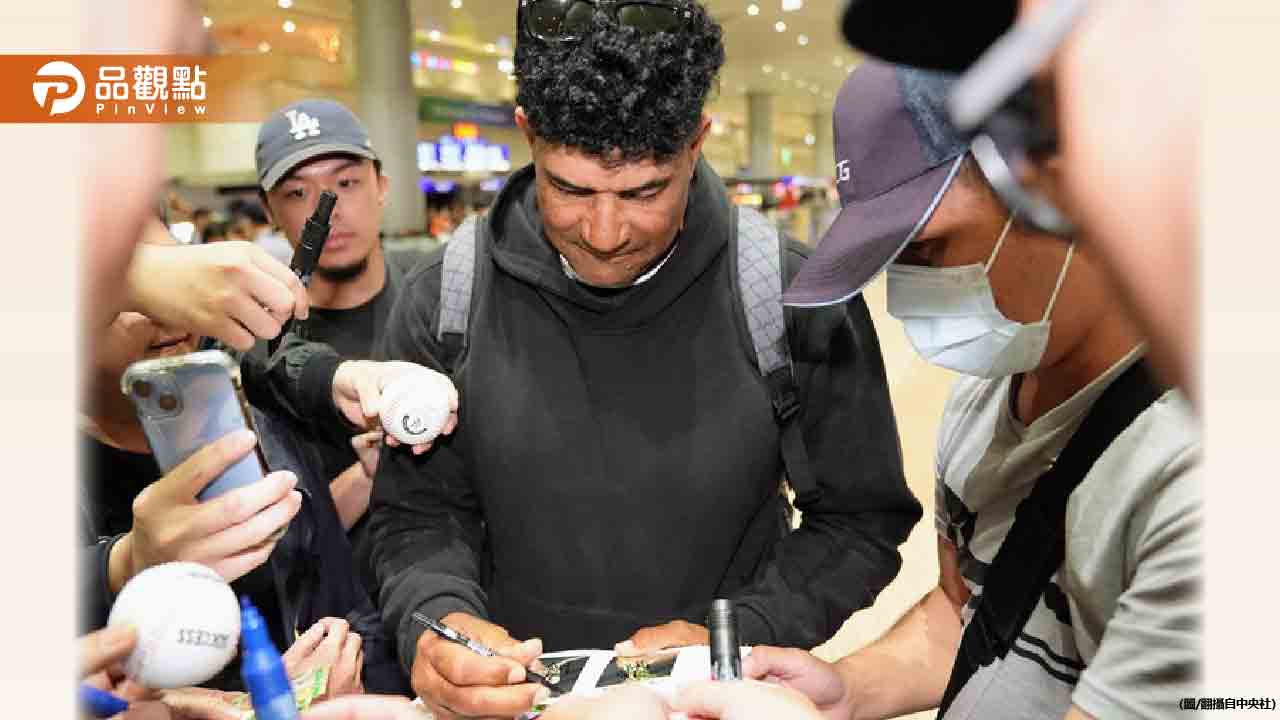 統一獅開幕戰大勝富邦悍將 獅隊傳奇賀亮德重返台南球場