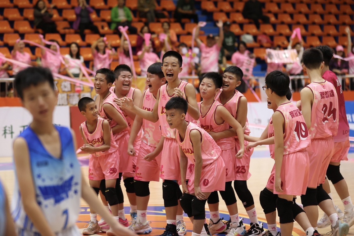 漾新聞|龍華國小男籃全國乙組奪冠 為高雄市守住全國冠軍