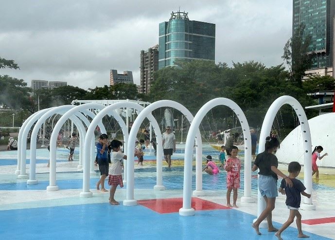 兒童節戲水區快閃 高市星光公園期間限定
