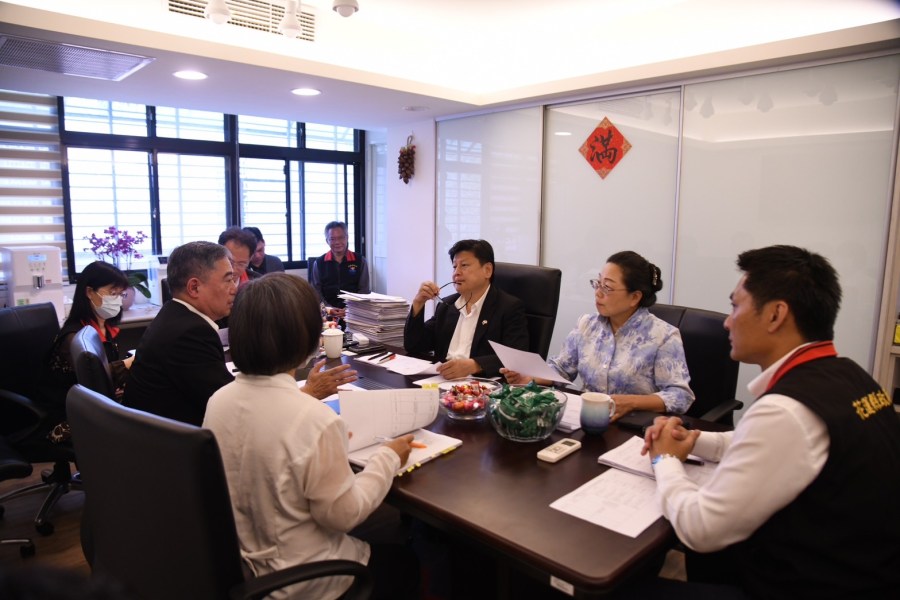 徐榛蔚、傅崐萁同為花蓮人請命 向中央爭取59案逾40億重大建設補助 256 徐榛蔚、傅崐萁同為花蓮人請命 向中央爭取59案逾40億重大建設補助 255