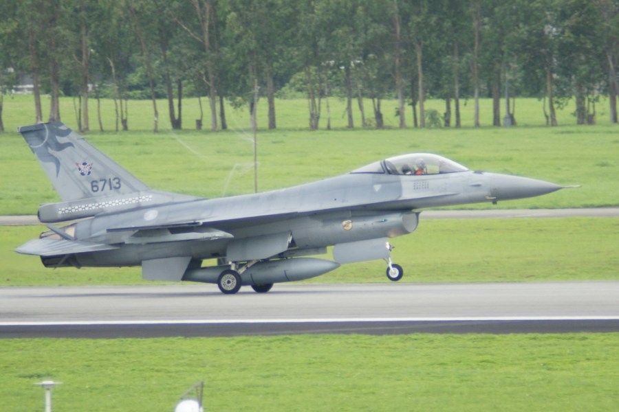 規模7.2強震也受災　花蓮空軍基地6架F16小損傷 239