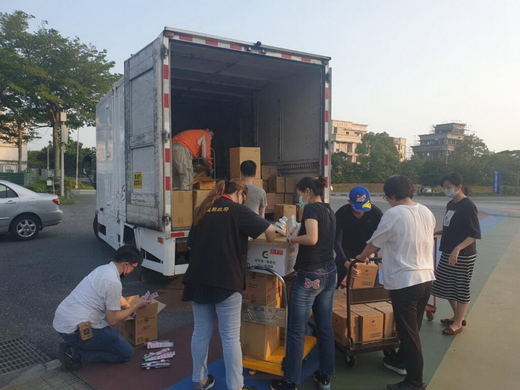 4月3日強震發生後,7-ELEVEN持續關懷花蓮災情與物資支援,陸續送達室外空曠避難處及收容所