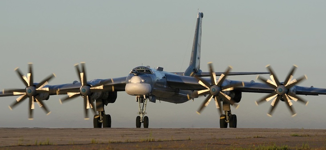 烏媒：無人機襲擊多處俄軍用機場   造成多架戰機受損  人員死傷