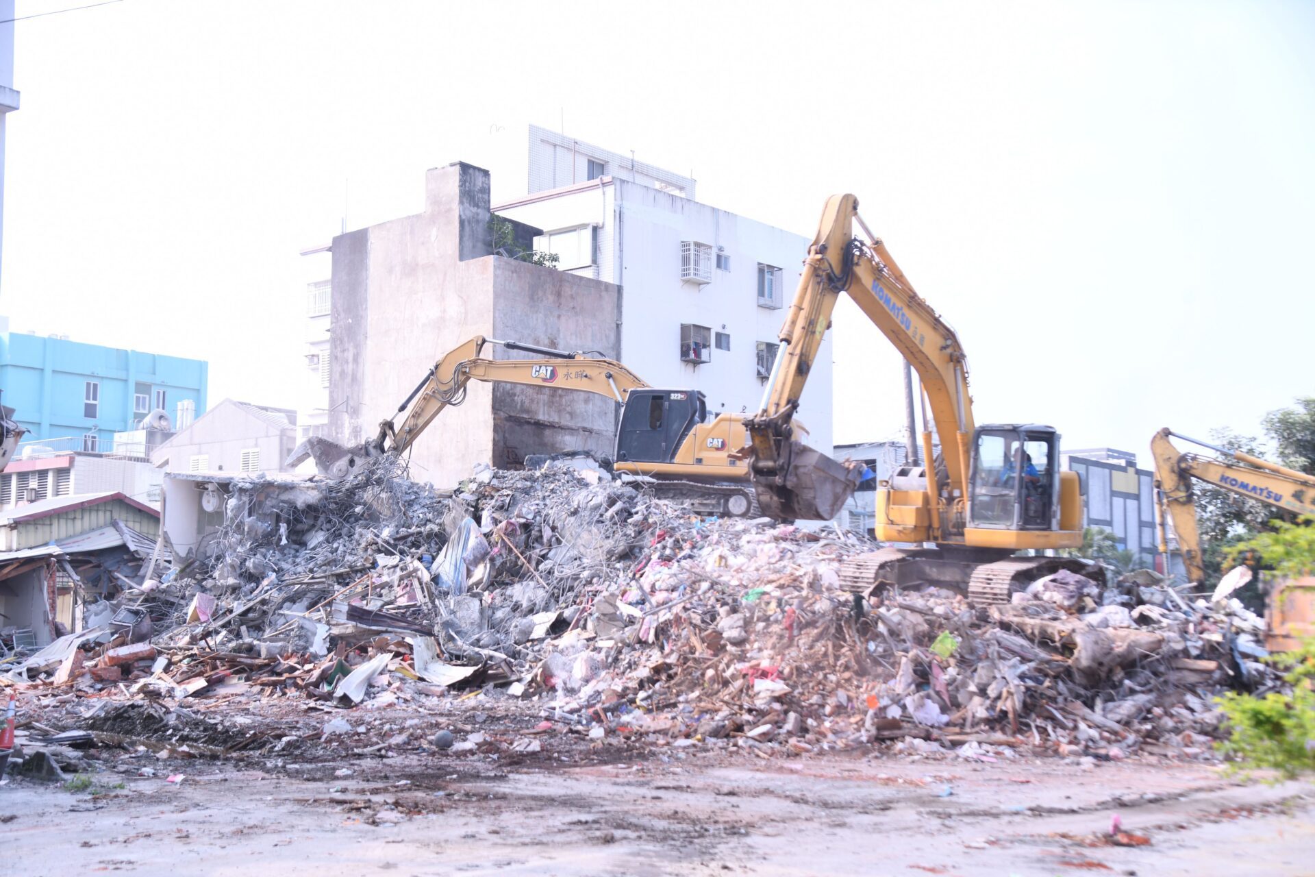 勞動部投入1.26億　提供2千個臨工機會協助災民清理家園