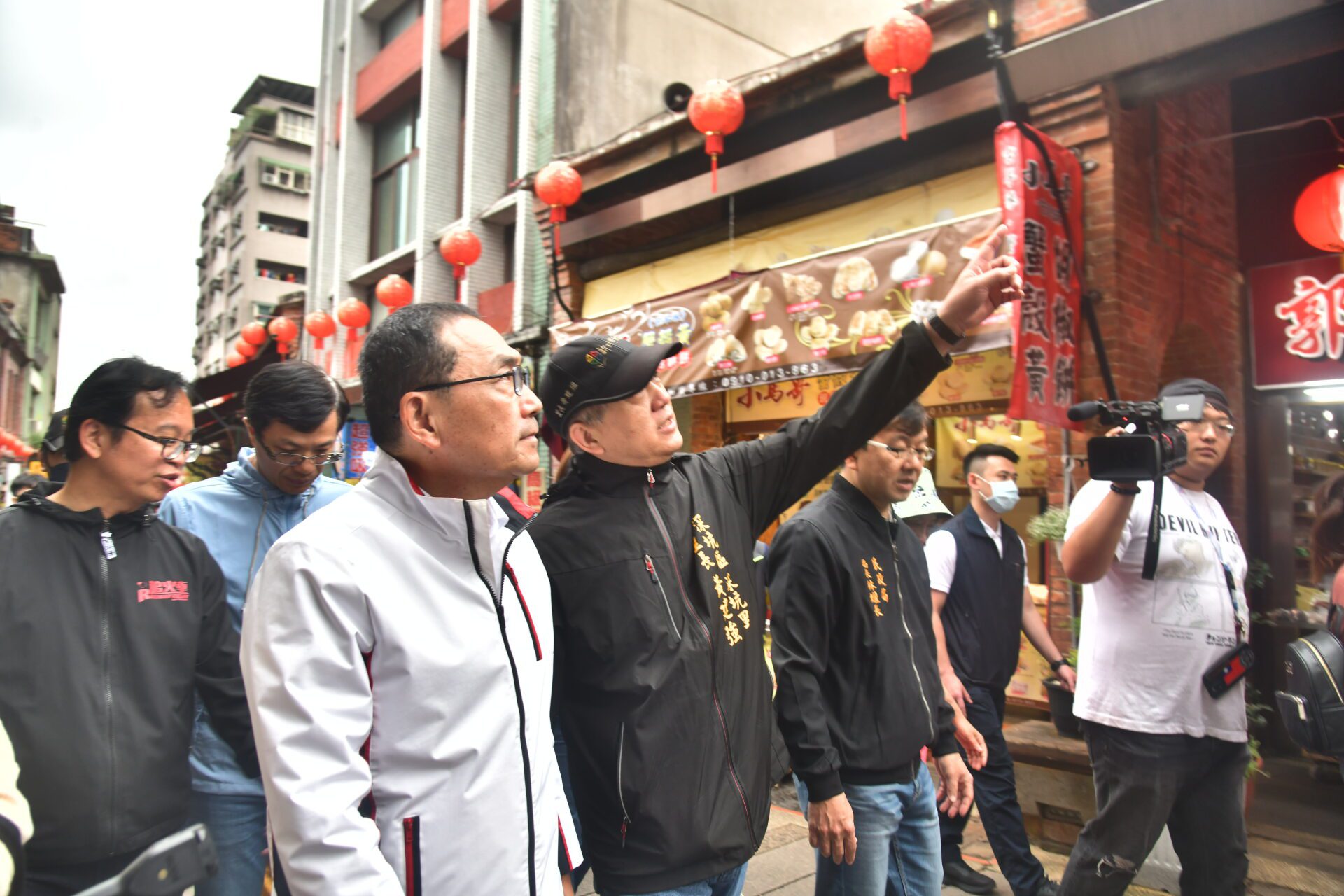 清明連假新北觀光區人潮多 地震後仍有餘震 侯友宜籲旅遊要注意安全