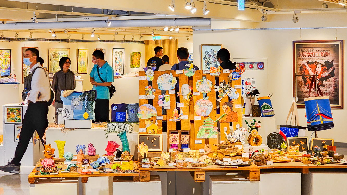 ▲中華藝術學校2024「青春美展藝動」，即日起在文化中心至真二館展出。（圖/記者黃淑貞攝）