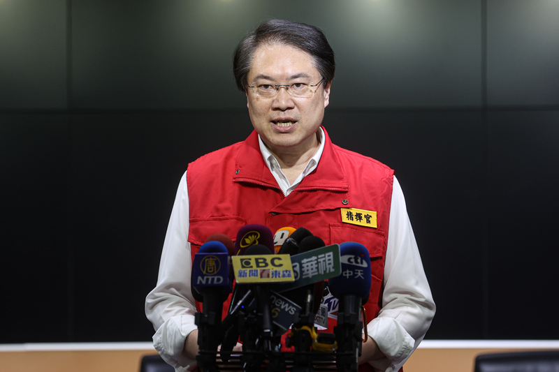 中央災害應變中心指揮官林右昌表示,土耳其團隊來台救災主要是看重其無人機救災經驗。圖為3日主持中央災害應變中心會後記者會。圖/ 中央社