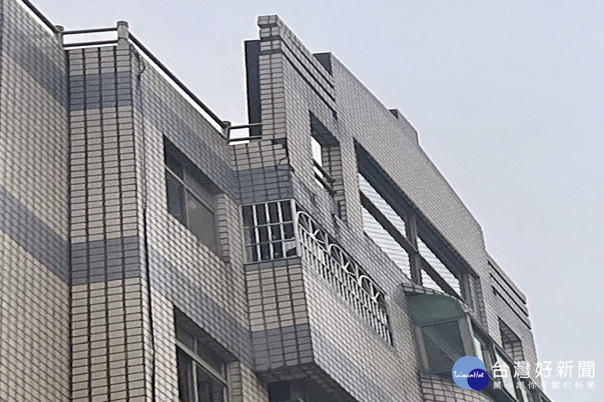 桃市府提供建物損毀修復專責窗口,協助0403震後災戶重整家園。