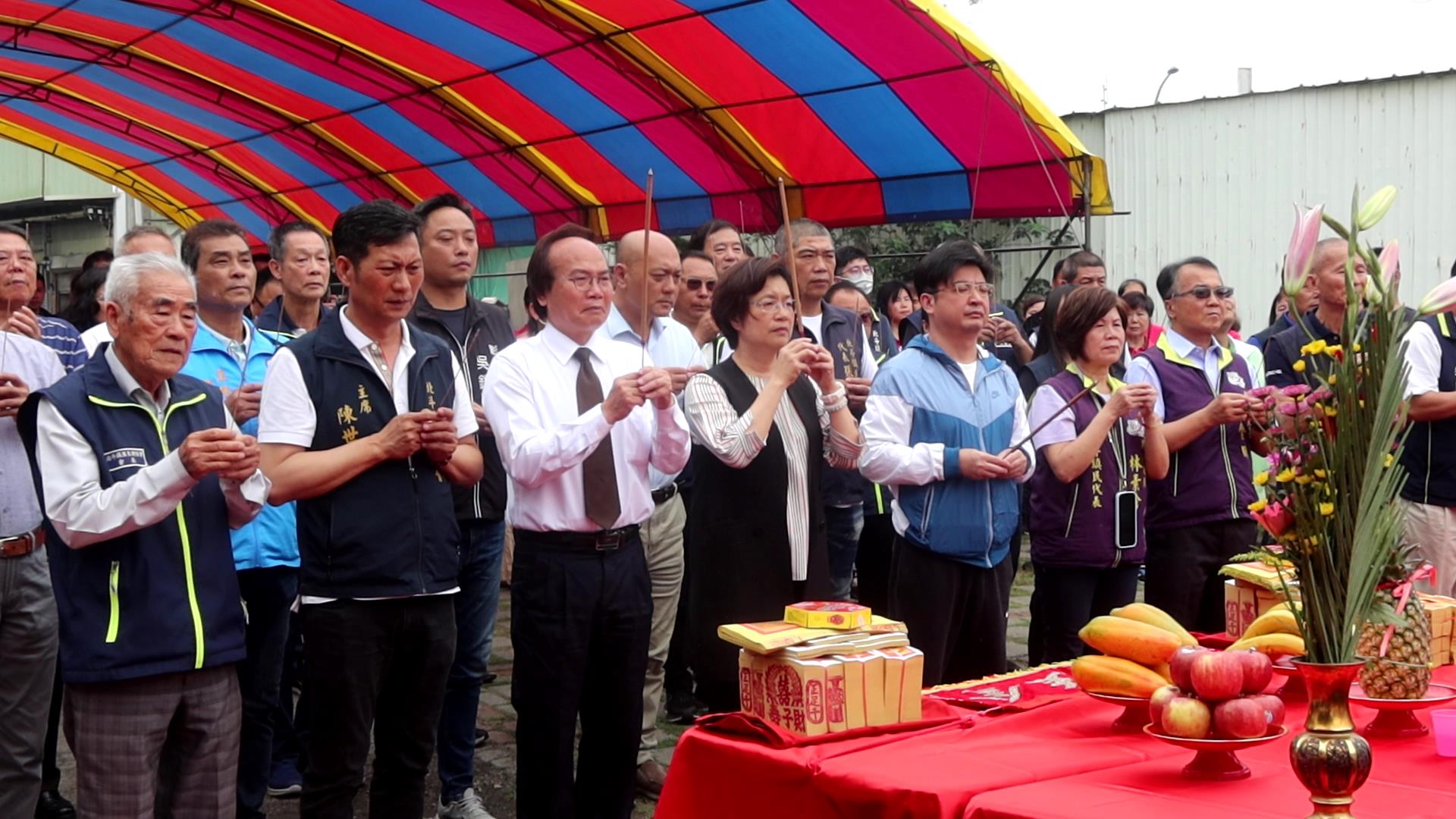 ▲北斗首座風雨籃球場於北斗鎮思恩公園內舉行動土典禮，隨著勝利女神飛彈的遷移，風雨籃球場的興建將為當地青少年提供更好的運動場所。（記者張溎壕攝）