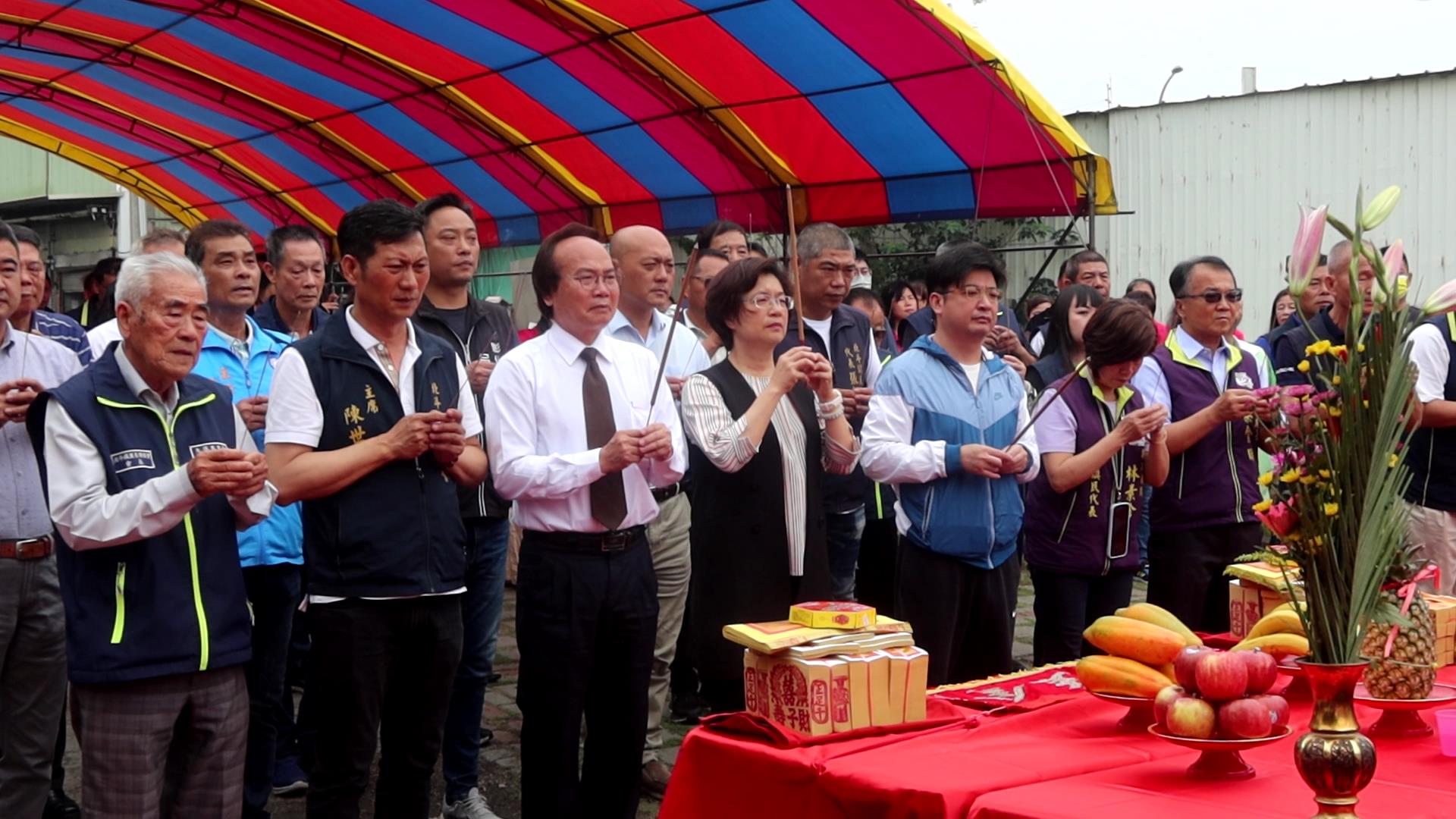 ▲北斗首座風雨籃球場於北斗鎮思恩公園內舉行動土典禮，隨著勝利女神飛彈的遷移，風雨籃球場的興建將為當地青少年提供更好的運動場所。（記者張溎壕攝）