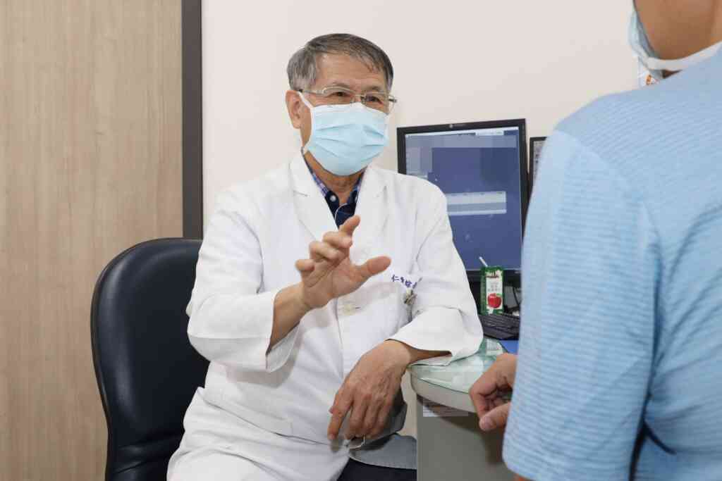 ▲葉宏軒醫師表示，大腸激躁症是自律神經失調所引起的大腸運動異常與分泌功能異常。（仁愛長庚聯盟醫院提供）