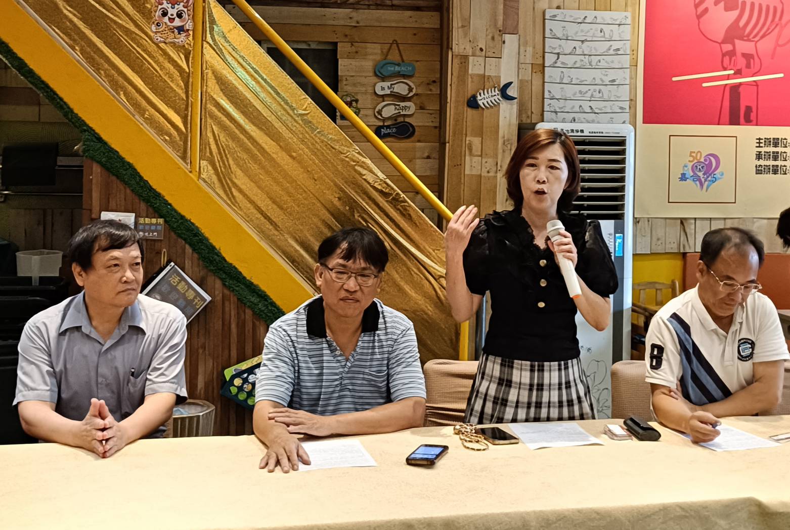 複合式「悅上門時尚湯鍋」 　 享受美味鍋物並回味兒時童玩樂趣