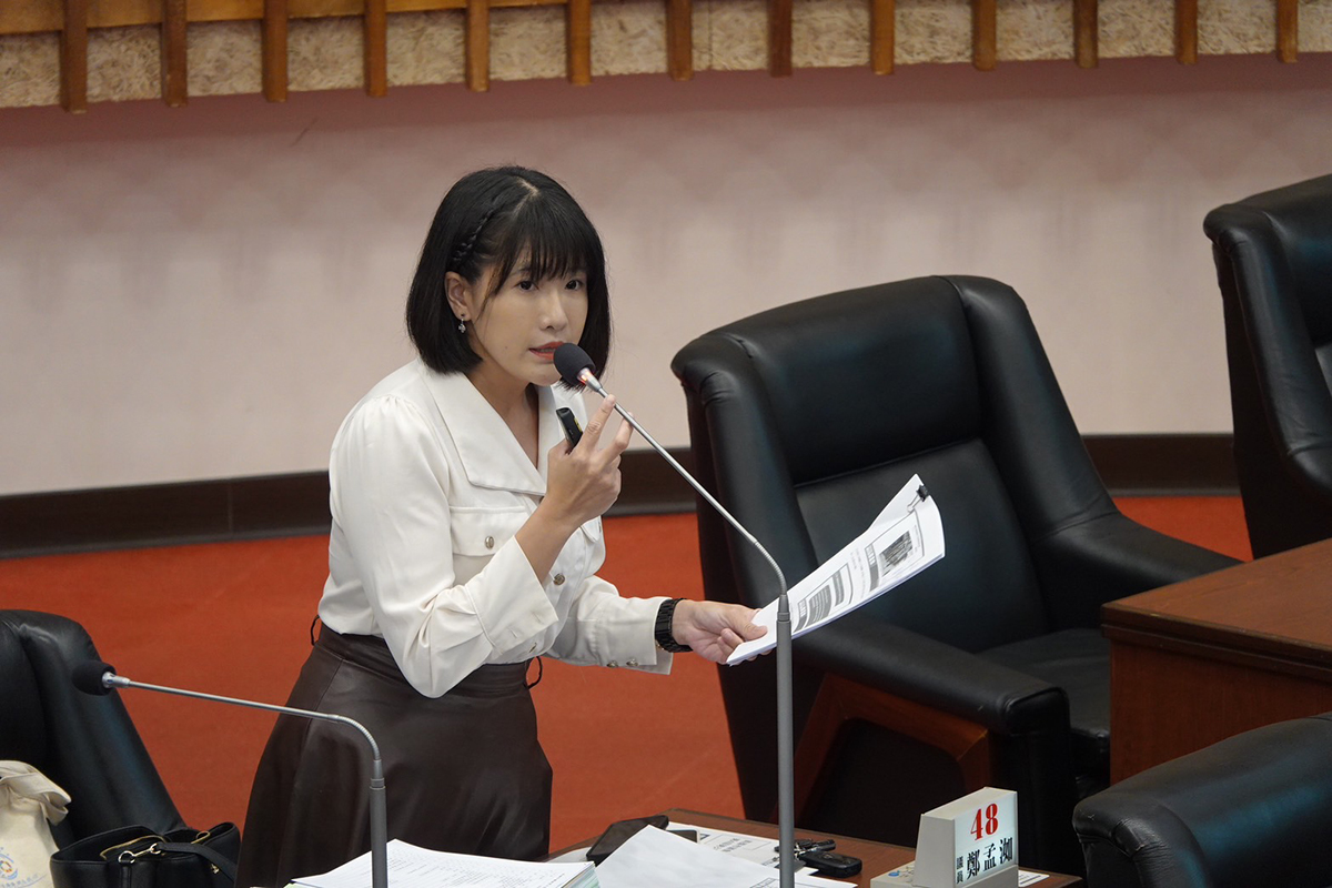 文化幣兌換據點城鄉差異大 鄭孟洳要求文化局落實文化近用權