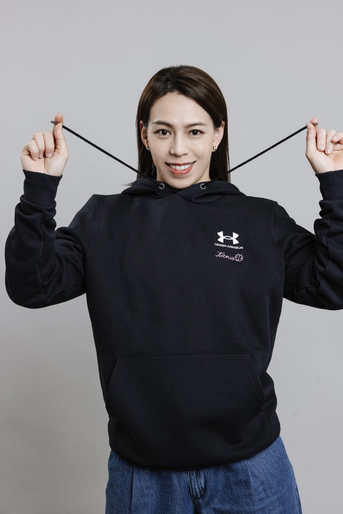 UA攜手舉重女神郭婞淳推出「UA X TANA」聯名系列，力邀全台民眾一同加入KUO戰隊為選手前進巴黎應援！