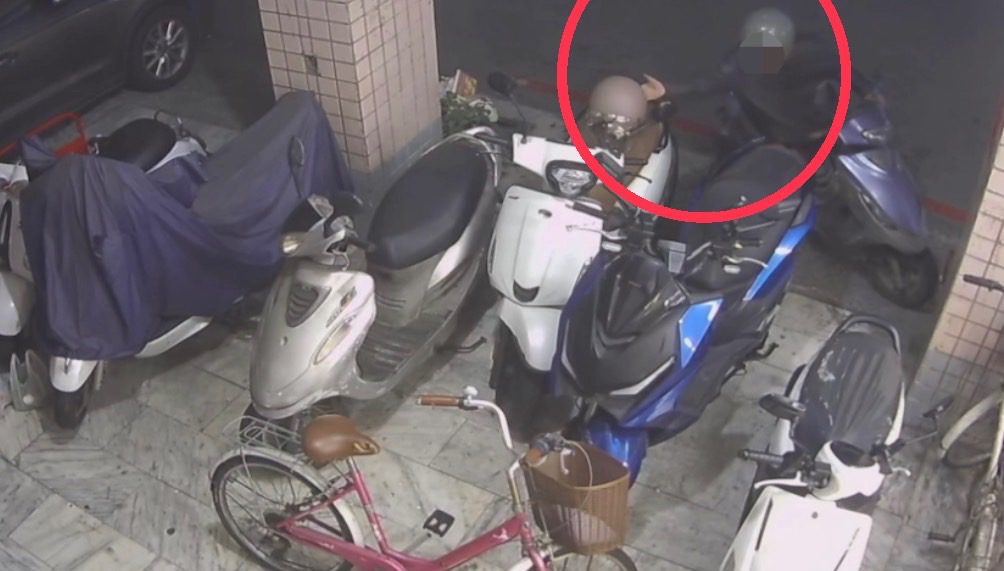 就愛這特殊色 　男見粉藕色安全帽順手牽羊 　警循線順利逮人