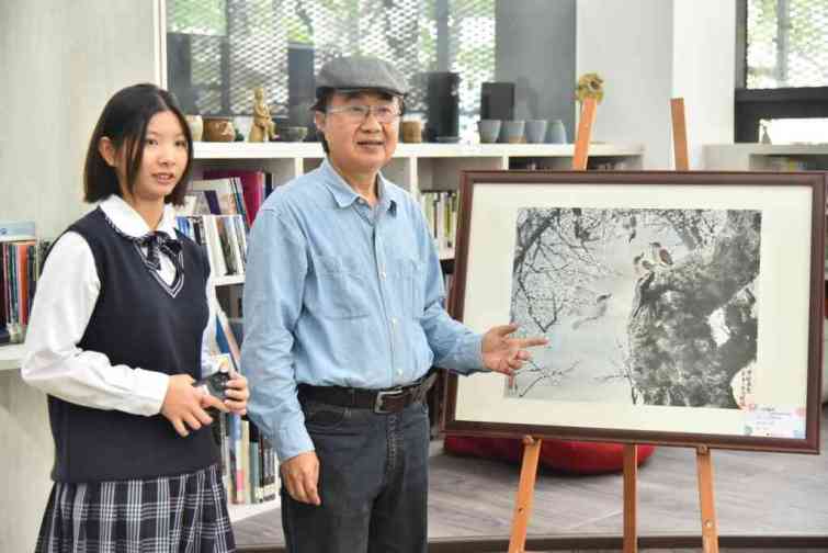 ▲建國科大設計學院院長林清鏡表示，大明高中與建國科大兩校長期致力學以致用，透過展覽激勵學生自我實現。（建國科大提供）